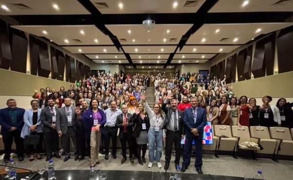Merendeiras de Ribas do Rio Pardo brilham em seminário nacional e mostram a força de quem alimenta o futuro